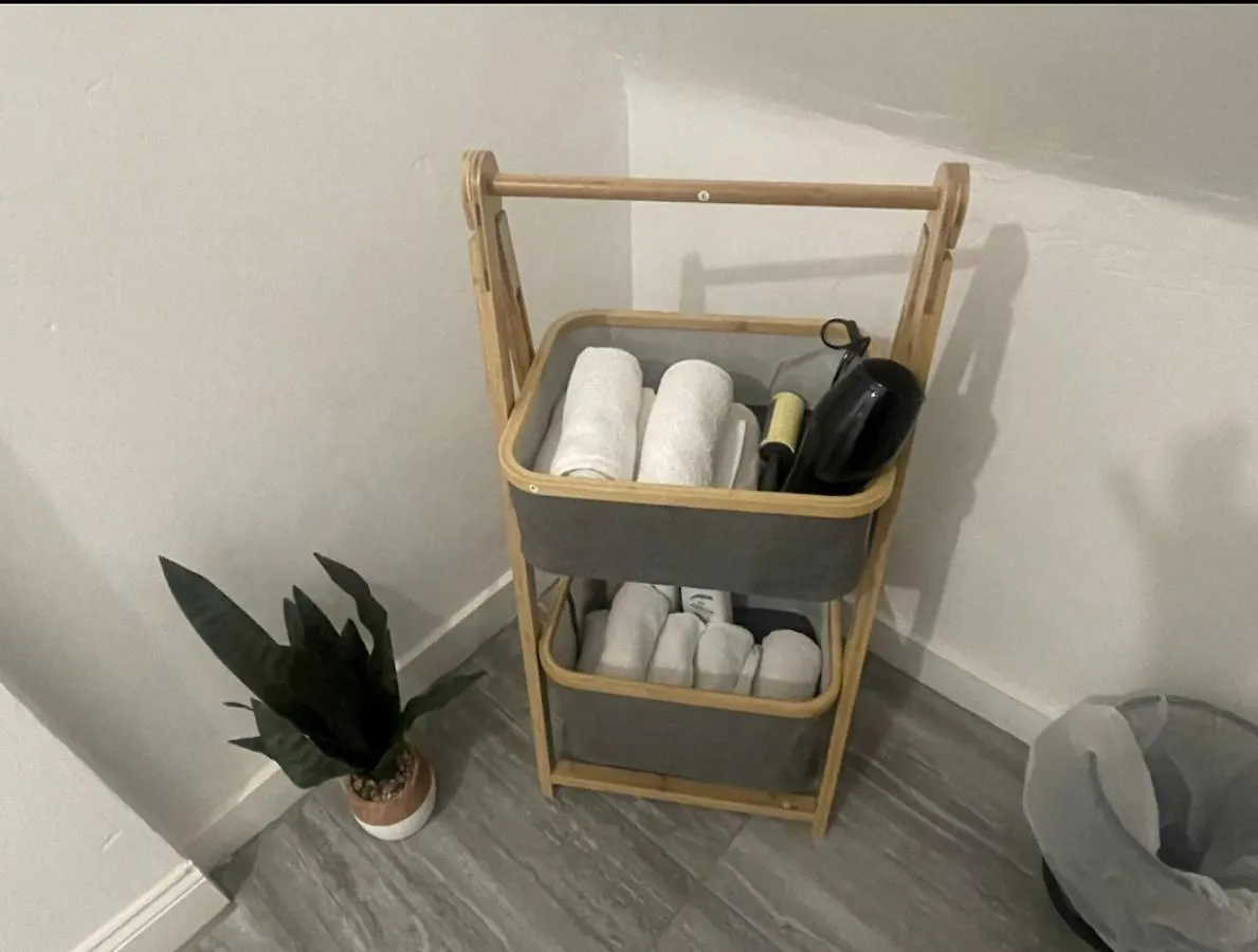 Charming 2 Bed Flat On Tower Bridge Apartment London United Kingdom
